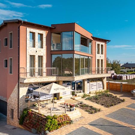 Laskara Garden Apartment By Prague Forest Nové Jirny 外观 照片